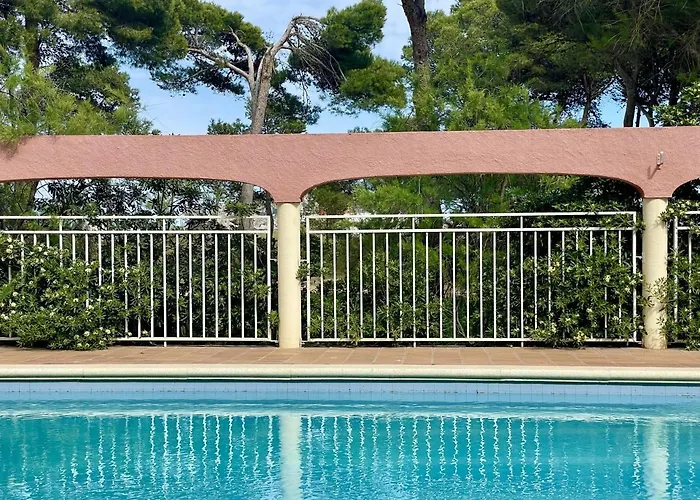 Salles 6 Διαμέρισμα